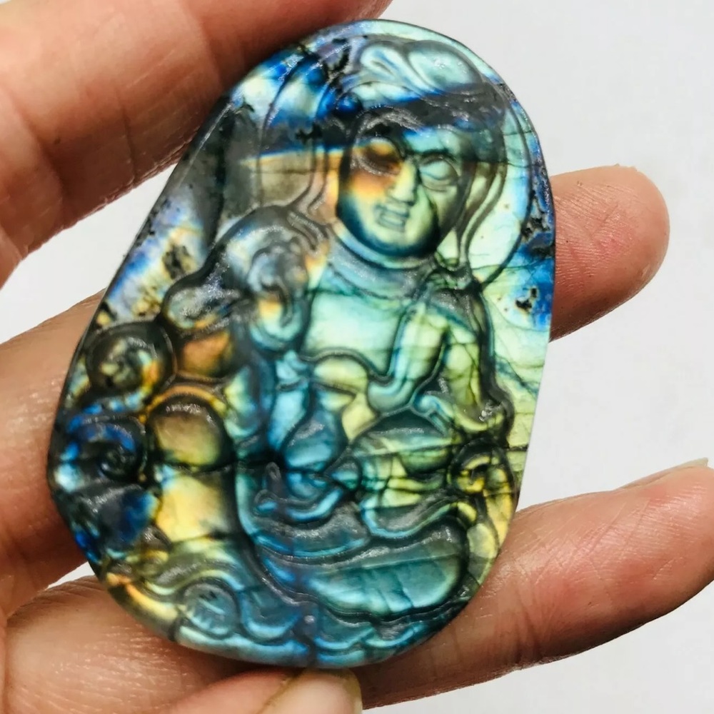 Wow! ✨Charged✨carved labradorite Buddha gemstone - Picture 3 of 5
